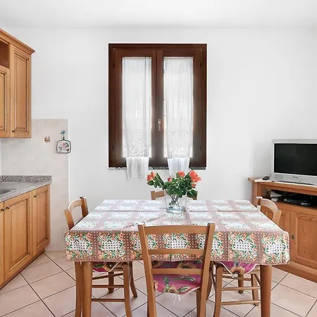 Primula 2 Apartment